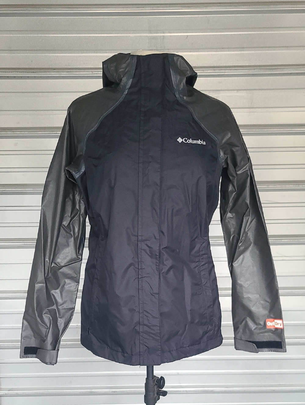Columbia Women's Black & Gray Waterproof Hooded Rain Jacket